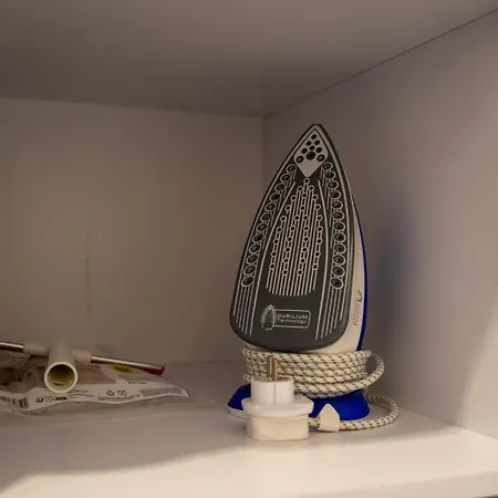 Airport - Balcony, Parking, Bus Nearby - By Rentujemy アパート