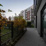Airport - Balcony, Parking, Bus Nearby - By Rentujemy *