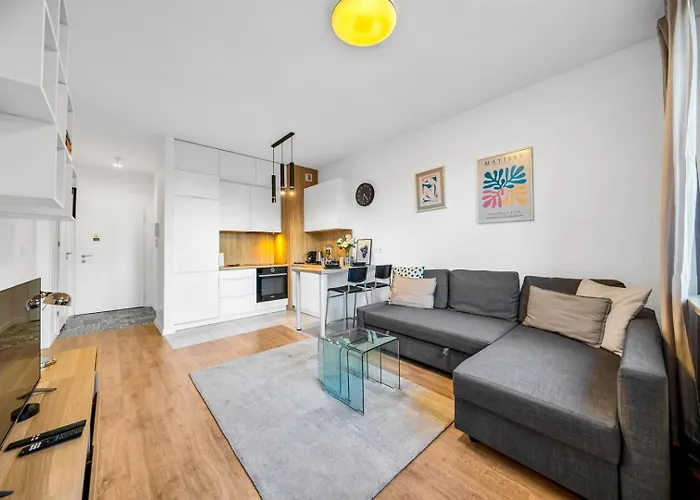 Διαμέρισμα Airport - Balcony, Parking, Bus Nearby - By Rentujemy *