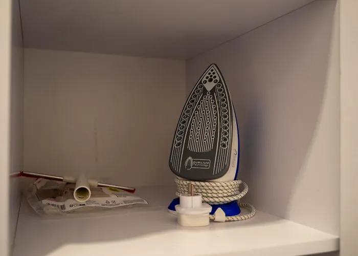 Airport - Balcony, Parking, Bus Nearby - By Rentujemy Διαμέρισμα